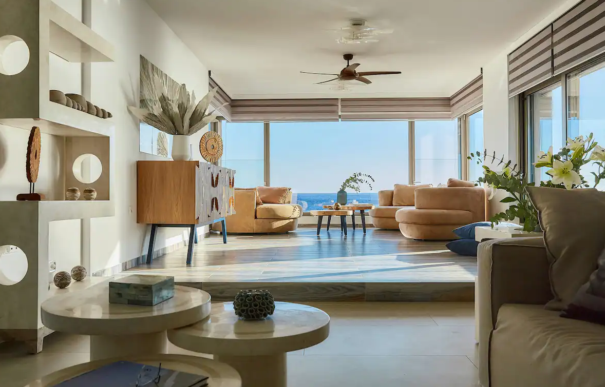 Entire condo (DEMO Property)